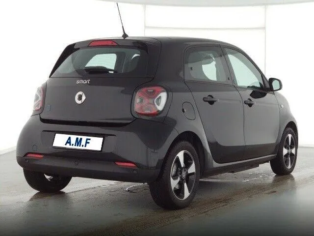 SMART forfour Image 3